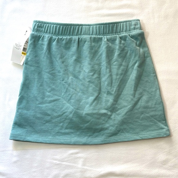 Calvin Klein Performance Big Girls Skort Size Medium (8/10). NWT. - Picture 2 of 5